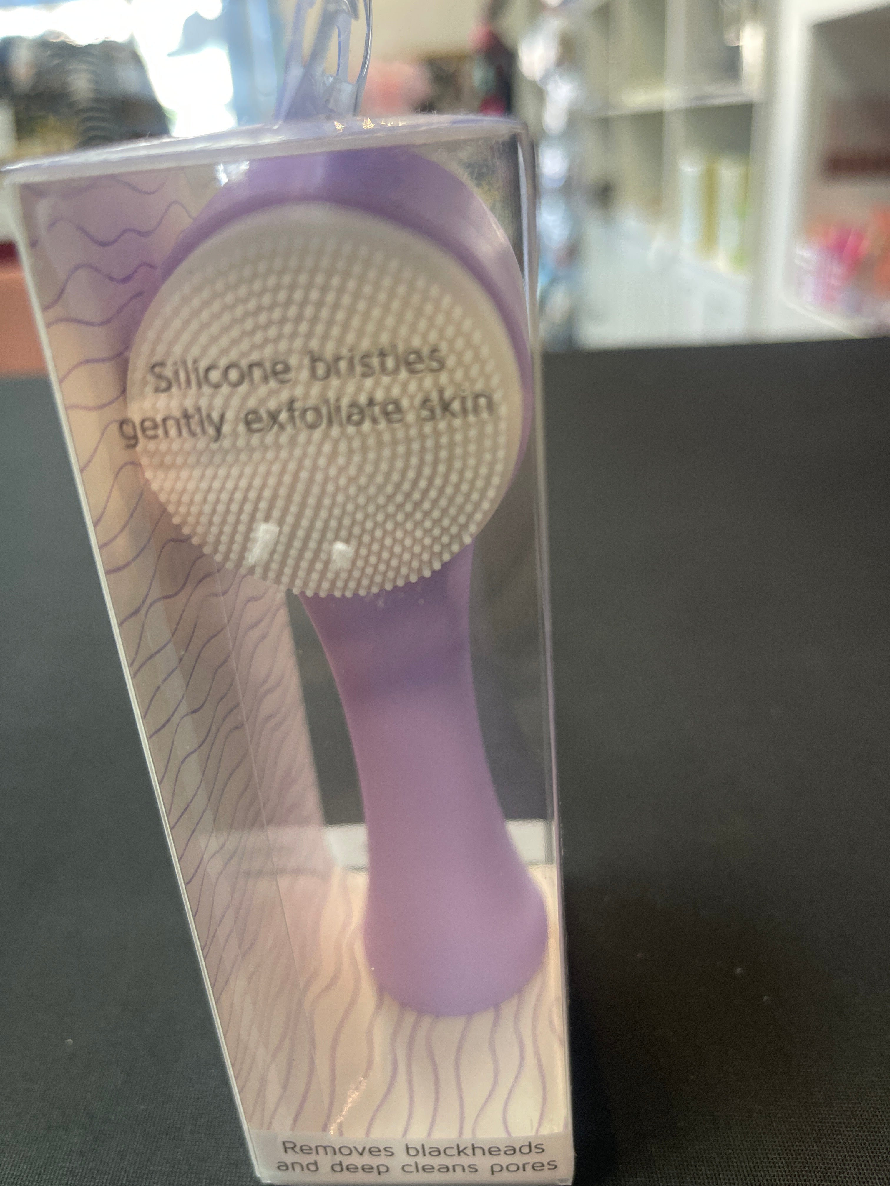 Facial cleansing Brush