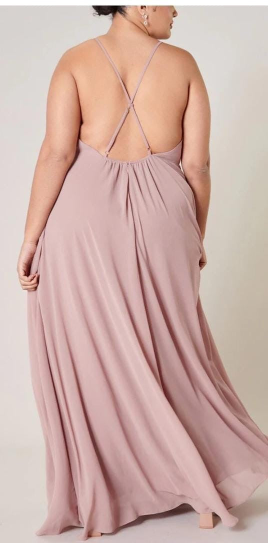 Vestido Maxi Rosa Palo Espalda Abierta Plus Size